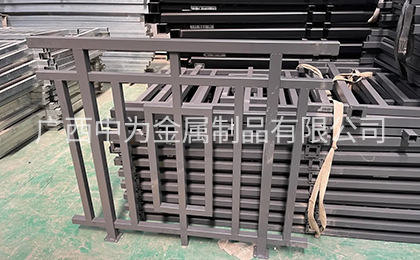 陽臺(tái)護(hù)欄